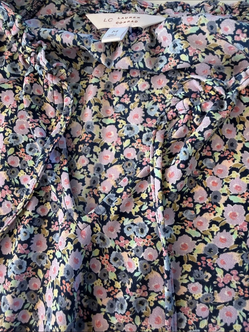 Lauren Conrad floral dress - Picture 3 of 4